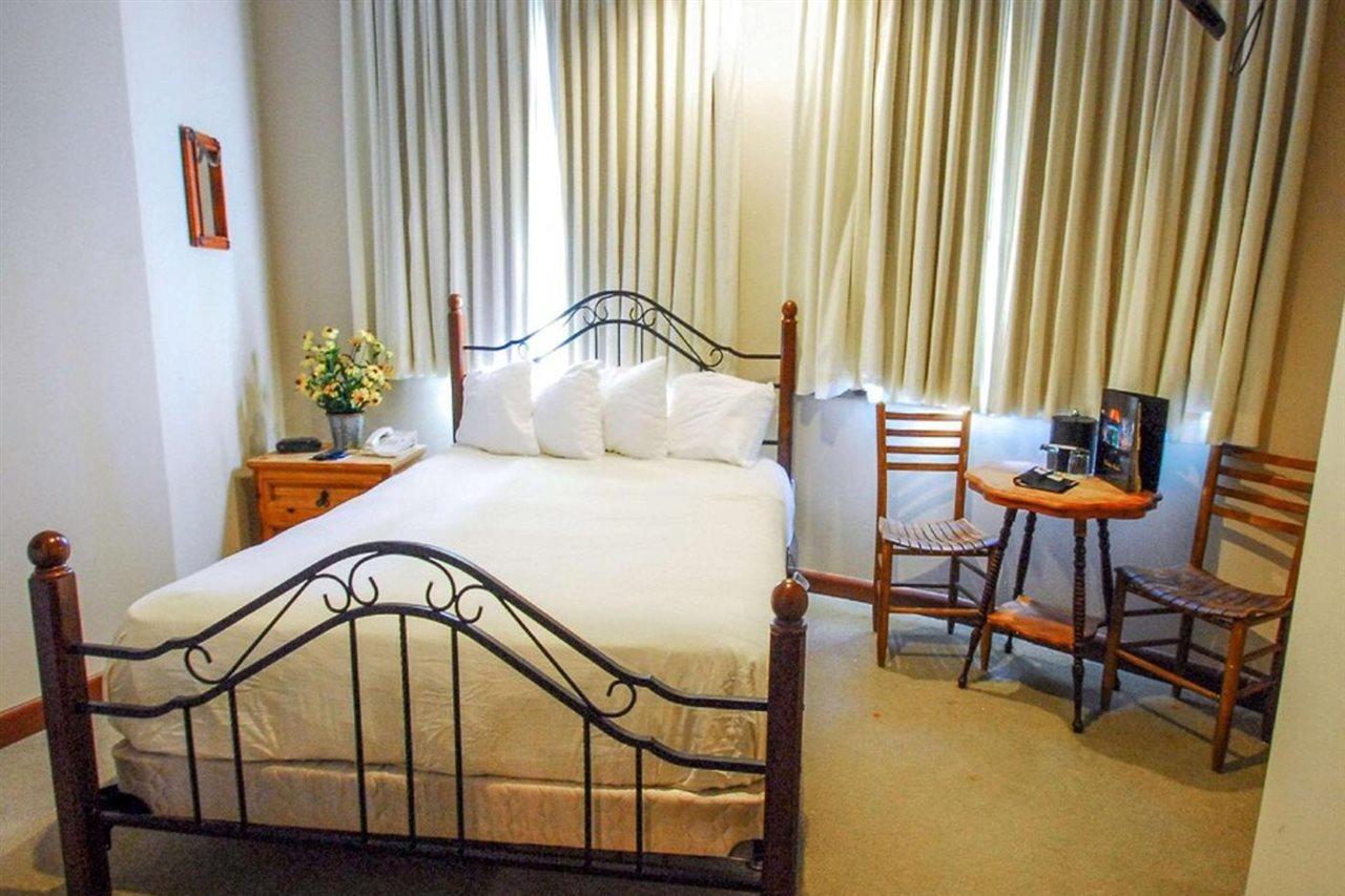 Chateau Avalon 3*